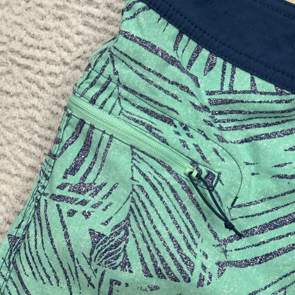 Patagonia Wavefarer Board Shorts Size 30 Green Blue Swim Trunk Palms Unlined